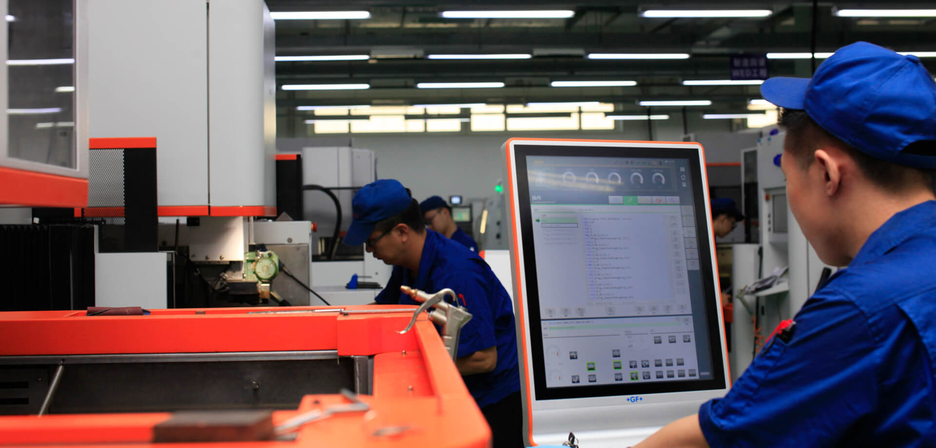 fcbcb8077cfc28edc29774d613365eaa